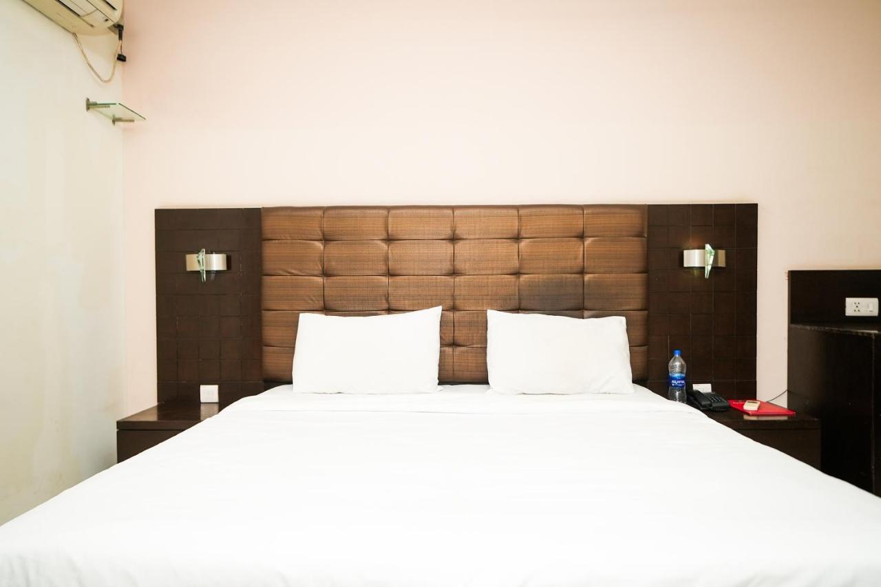 Stay Well Hotels & Homes Gurgaon Exterior photo